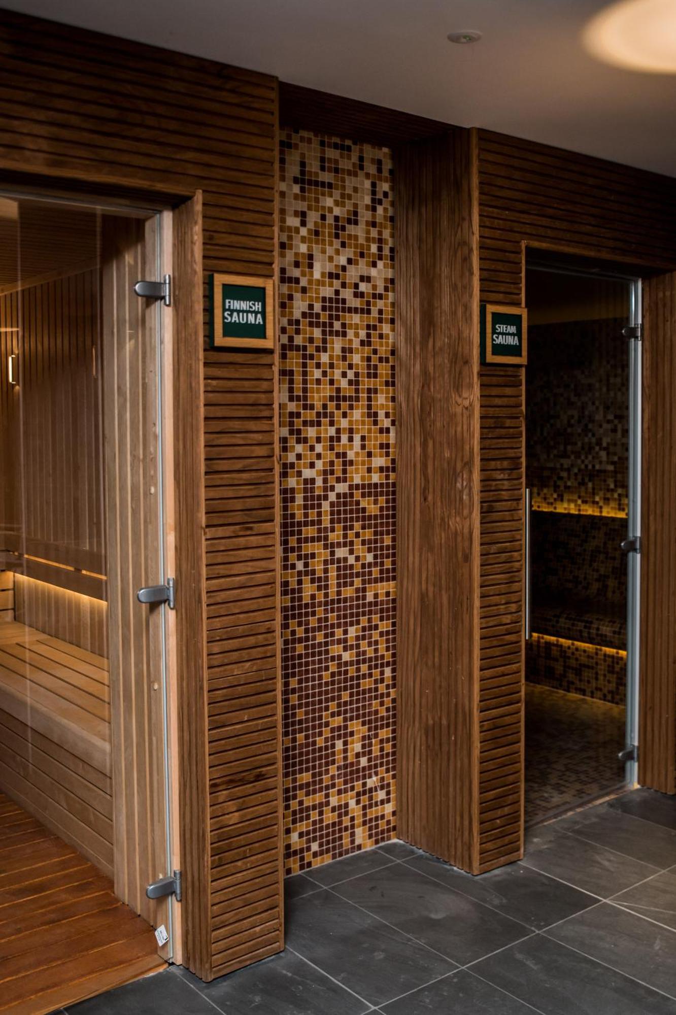 Almond Hotel - Adults Only Neve Ilan Buitenkant foto