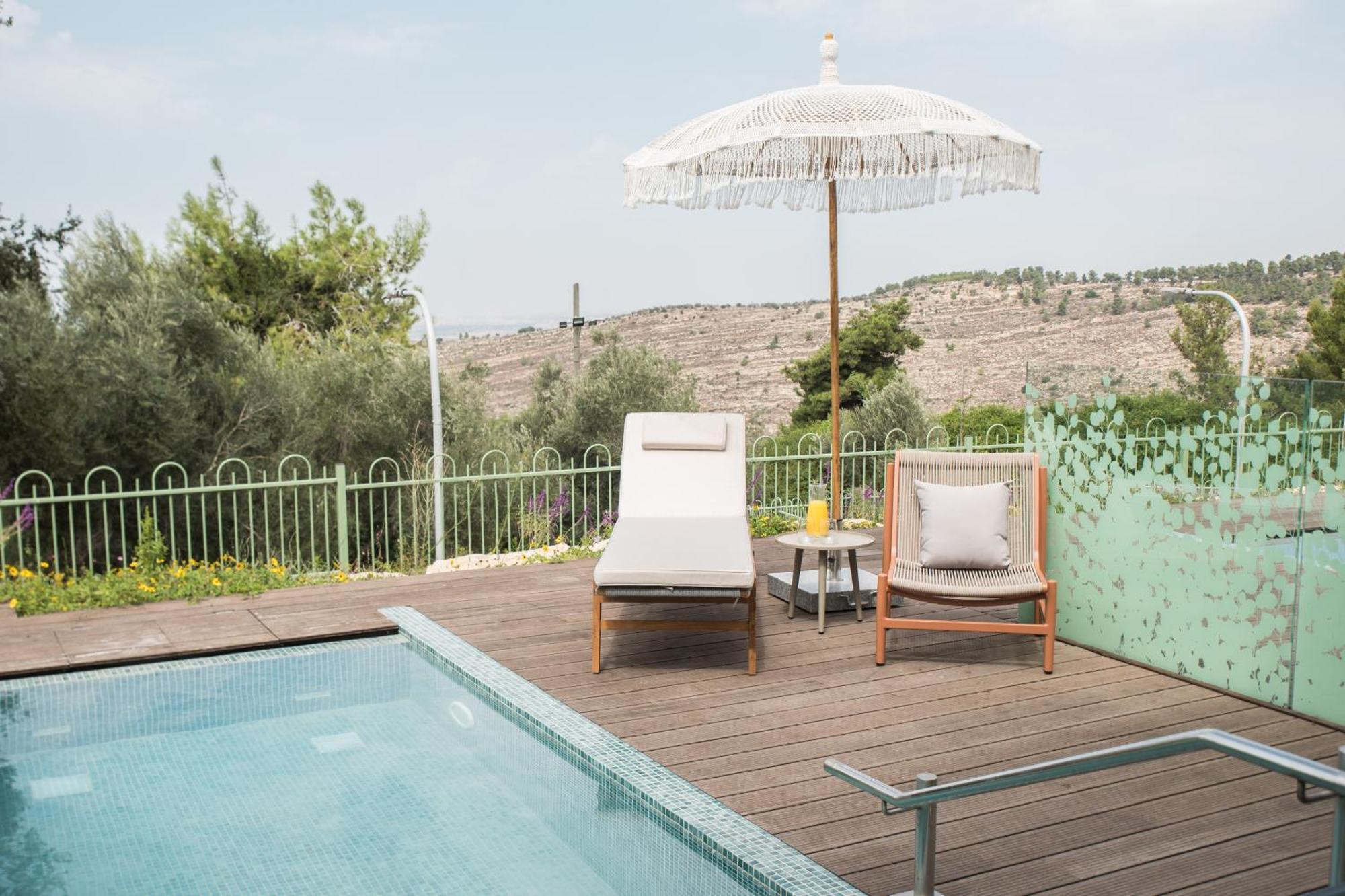 Almond Hotel - Adults Only Neve Ilan Buitenkant foto
